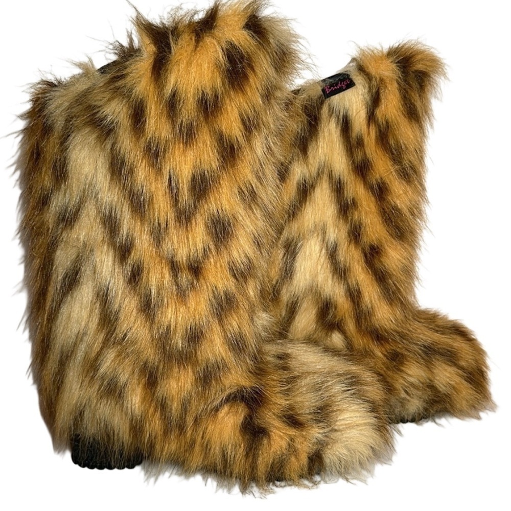 Furry Tan Boots Fits 7- 71/2